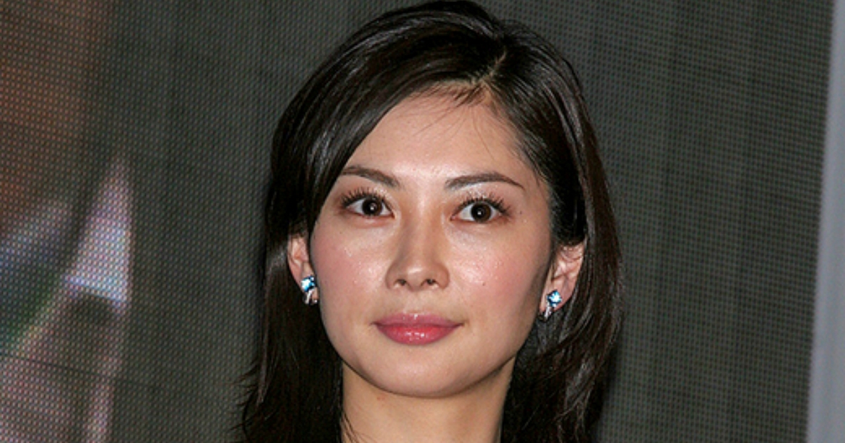 比較画像 伊東美咲は足短い 股下の長さを徹底検証してみた 芸能デラックス